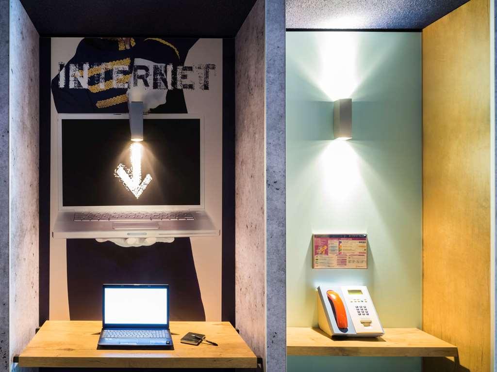 Ibis Budget Nantes Nord Saint Herblain Extérieur photo